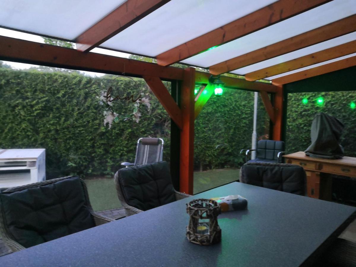 Ferienhaus Lathum Frueher Chalet Familienzeit Eksteriør bilde