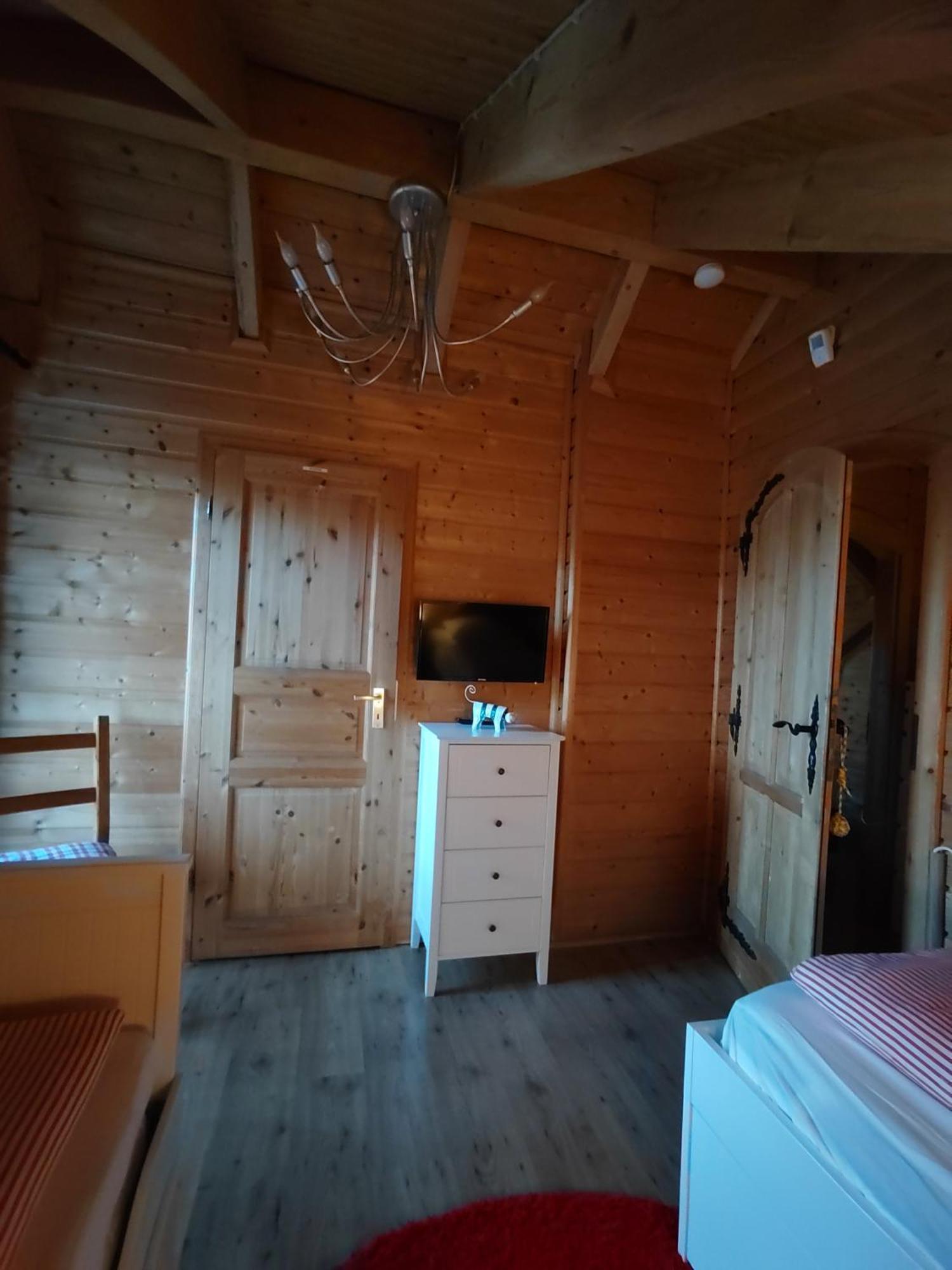 Ferienhaus Lathum Frueher Chalet Familienzeit Eksteriør bilde